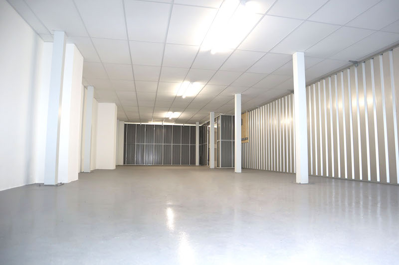 5 benefits of business storage in London. Image shows an empty enterprise unit